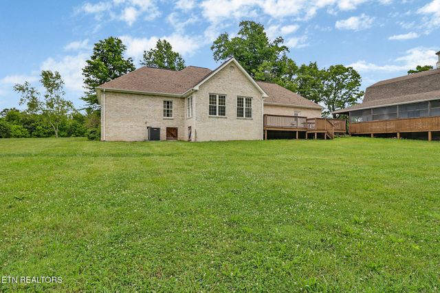 809 Buffalo Tr, Clarkrange, TN 38553