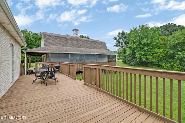 809 Buffalo Tr, Clarkrange, TN 38553