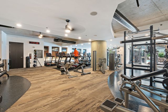 600 12th Ave S Apt 1708, Nashville, TN 37203