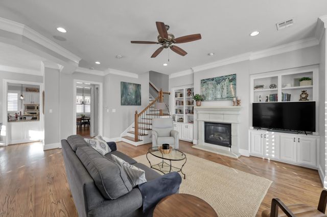 82 History Row, The Woodlands, TX 77380