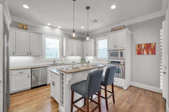 82 History Row, The Woodlands, TX 77380