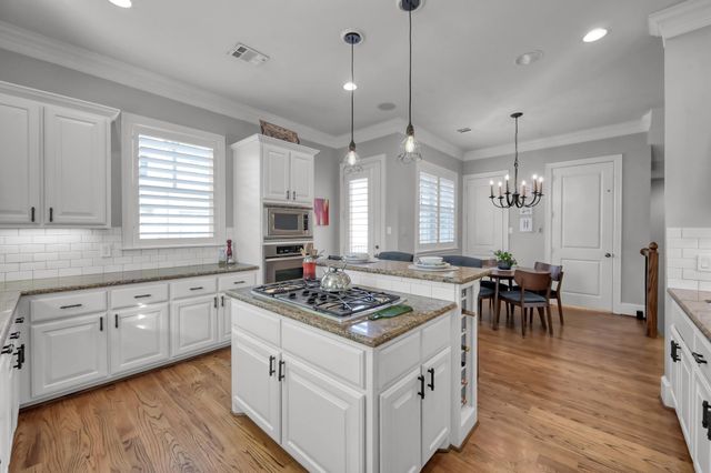 82 History Row, The Woodlands, TX 77380