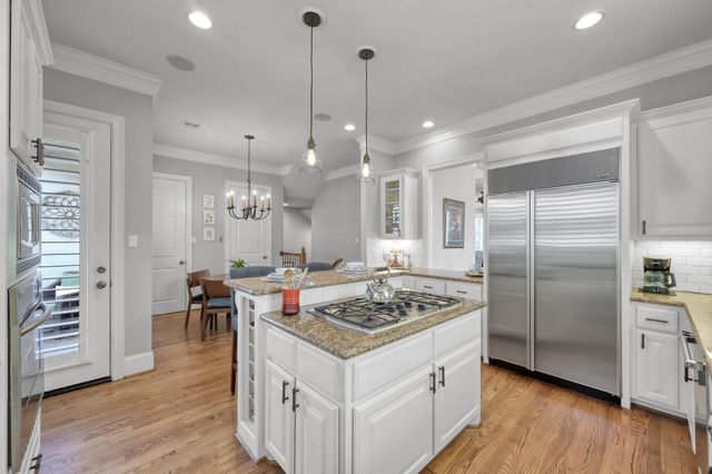 82 History Row, The Woodlands, TX 77380