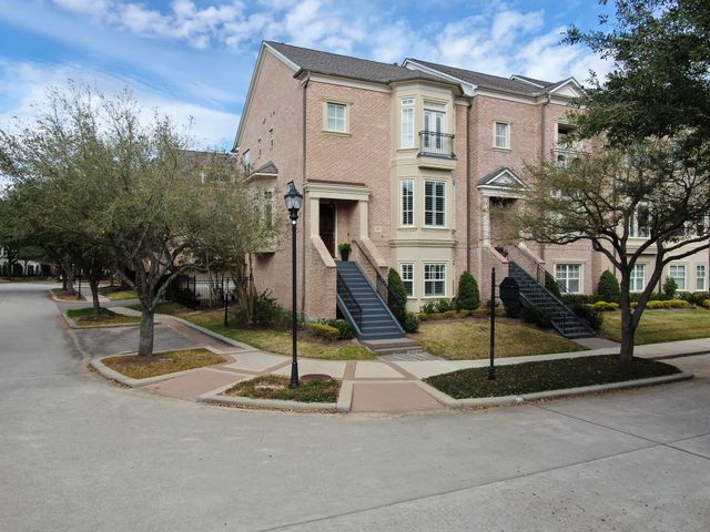 82 History Row, The Woodlands, TX 77380