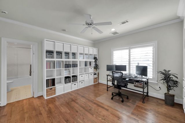 82 History Row, The Woodlands, TX 77380