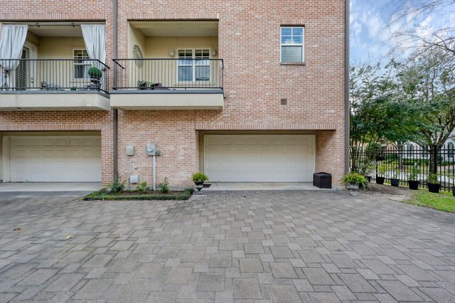 82 History Row, The Woodlands, TX 77380