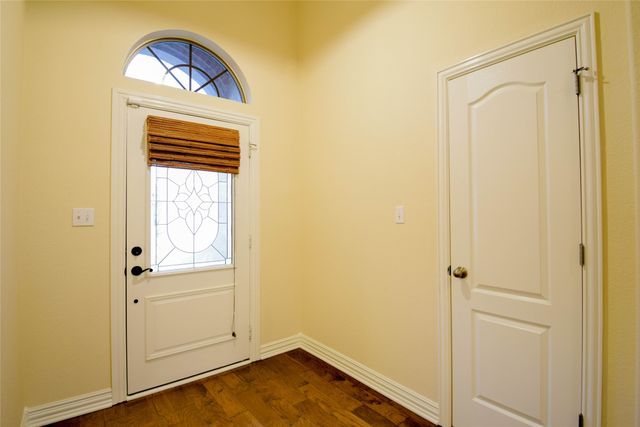 1303 Preston Trail Court, Granbury, TX 76048
