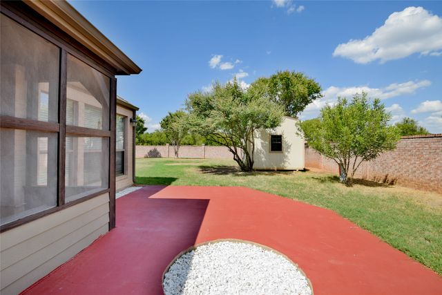 1303 Preston Trail Court, Granbury, TX 76048