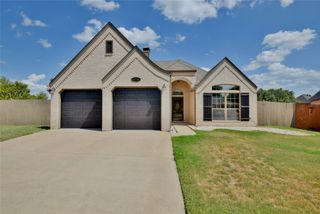 1303 Preston Trail Court, Granbury, TX 76048