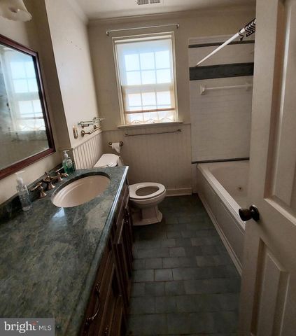 3458 S UTAH ST, Arlington, VA 22206