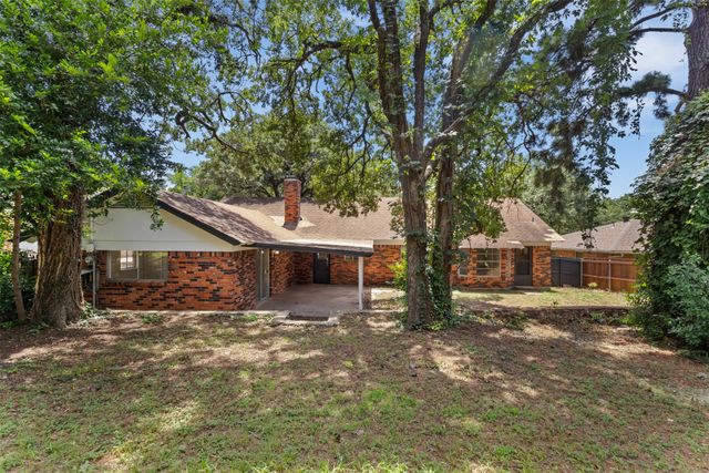 7317 Madeira Drive, Fort Worth, TX 76112