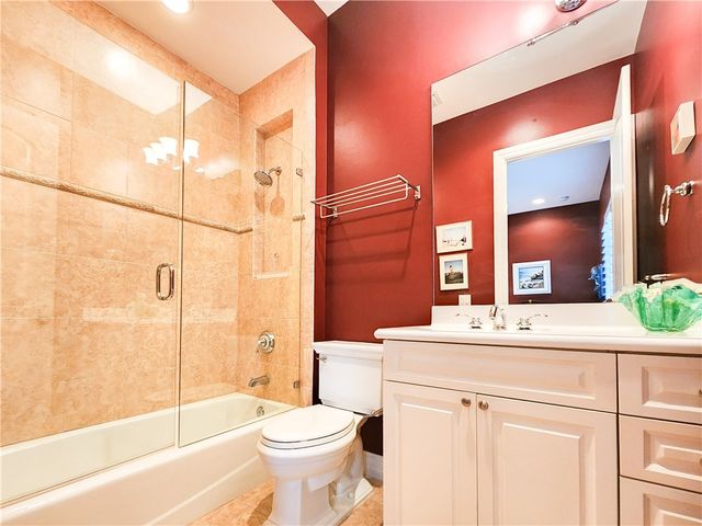 2815 Saint Barts Square, Vero Beach, FL 32967