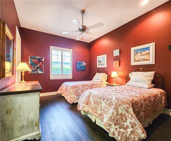 2815 Saint Barts Square, Vero Beach, FL 32967