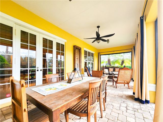 2815 Saint Barts Square, Vero Beach, FL 32967