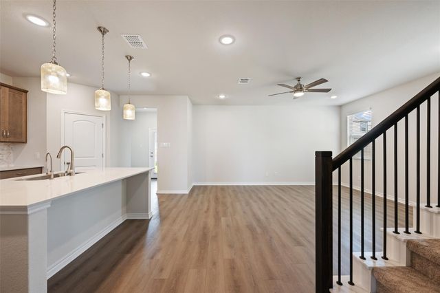 421 Carr DR, Liberty Hill, TX 78642