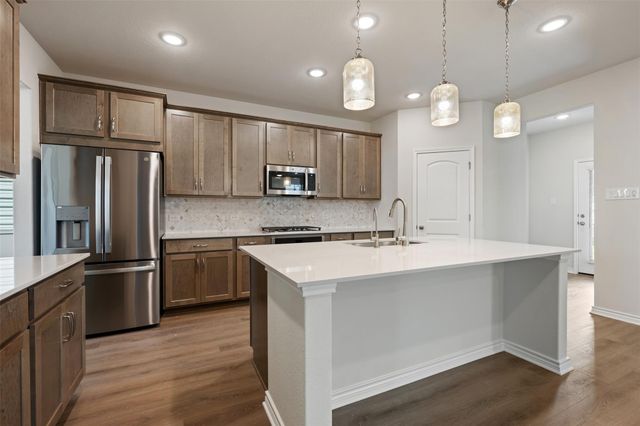 421 Carr DR, Liberty Hill, TX 78642