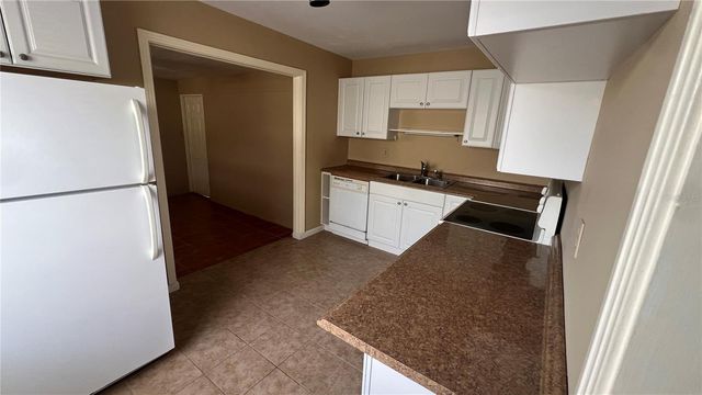 5219 DR MARTIN LUTHER KING JR STREET N, St Petersburg, FL 33703