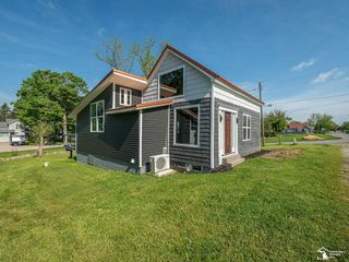 6621 Devils Lake Highway, Woodstock Twp, MI 49253