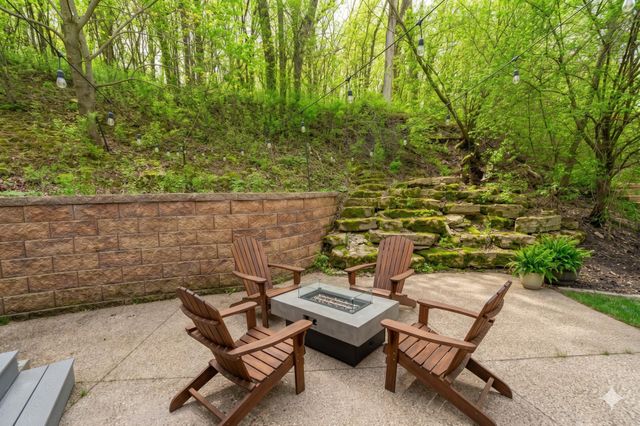 1008 Southern Woods Place SW, Rochester, MN 55902