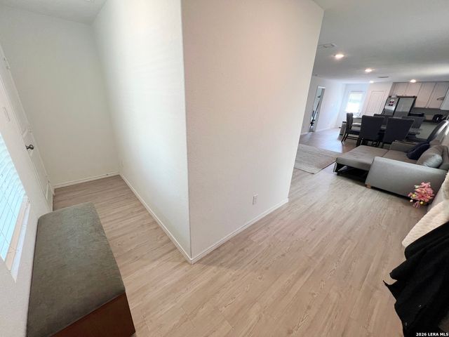 7926 Nessie Trail, San Antonio, TX 78227