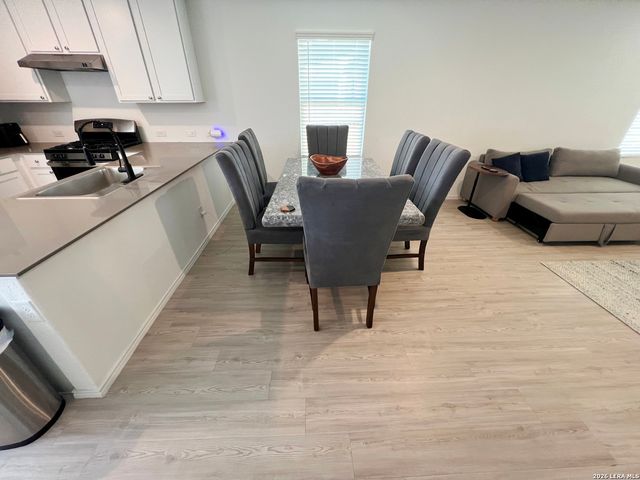 7926 Nessie Trail, San Antonio, TX 78227