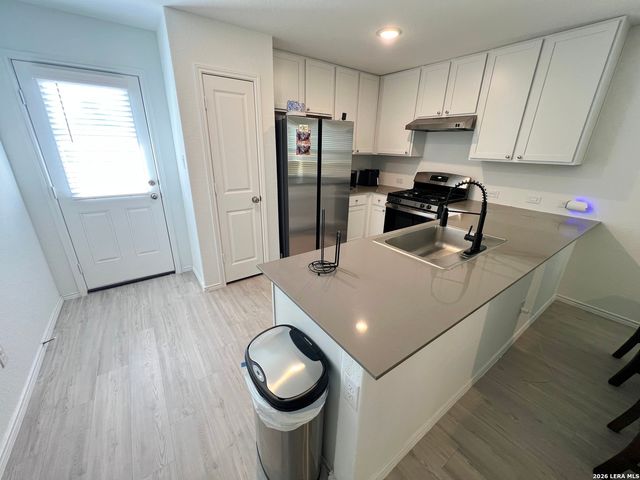 7926 Nessie Trail, San Antonio, TX 78227