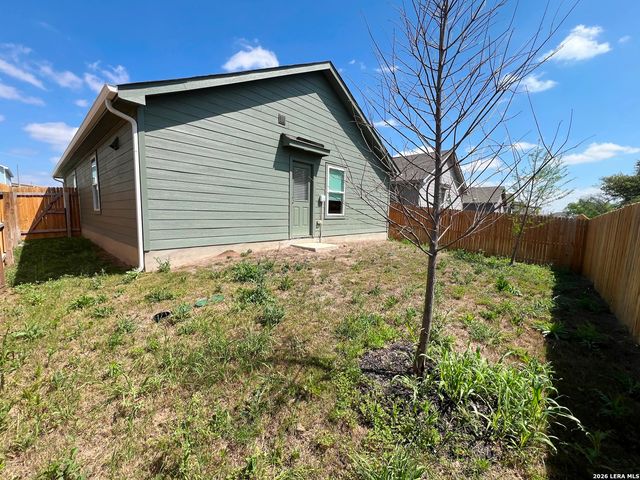 7926 Nessie Trail, San Antonio, TX 78227