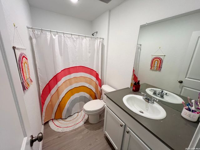 7926 Nessie Trail, San Antonio, TX 78227