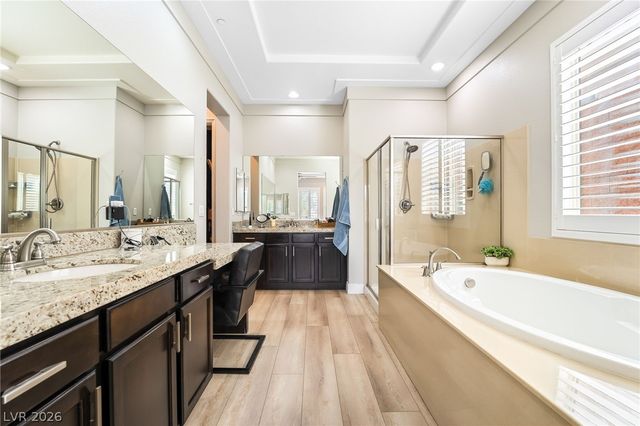 27 Contrada Fiore Drive, Henderson, NV 89011