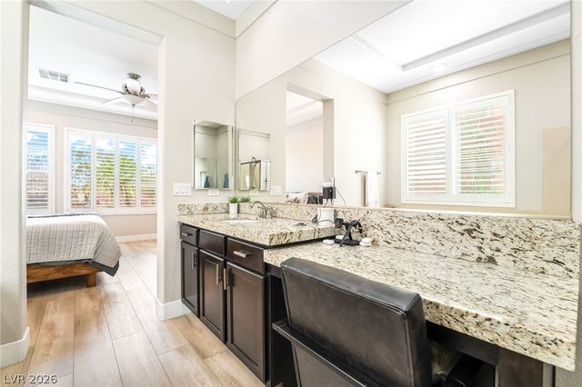 27 Contrada Fiore Drive, Henderson, NV 89011