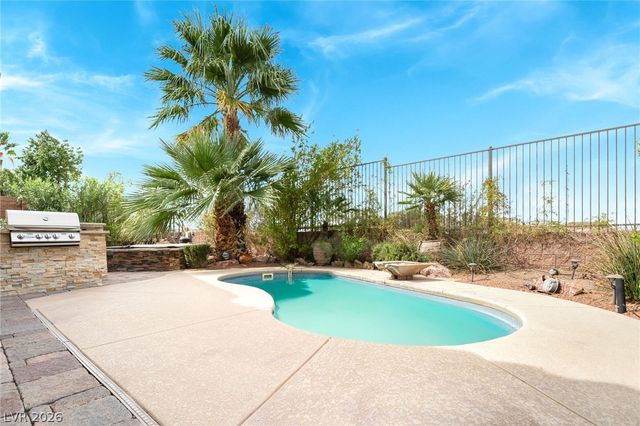27 Contrada Fiore Drive, Henderson, NV 89011