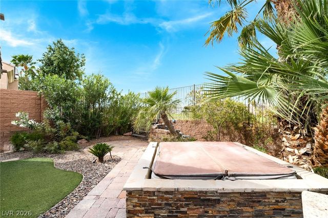 27 Contrada Fiore Drive, Henderson, NV 89011