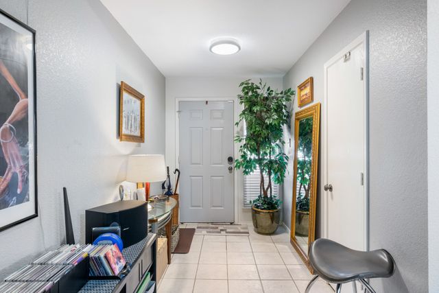 735 Rachel Street, Grand Prairie, TX 75052