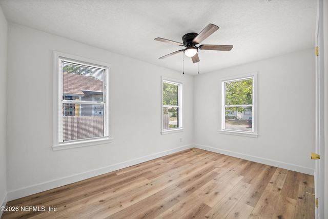 4560 CRESCENT Street, Jacksonville, FL 32205