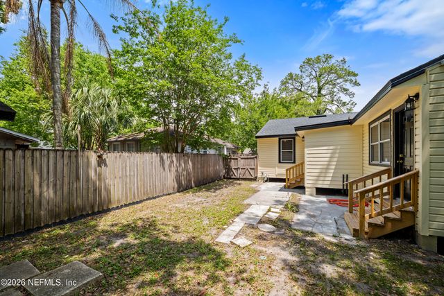 4560 CRESCENT Street, Jacksonville, FL 32205