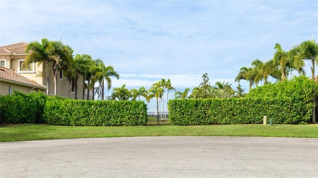 4223 HAWK ISLAND DRIVE, Bradenton, FL 34208