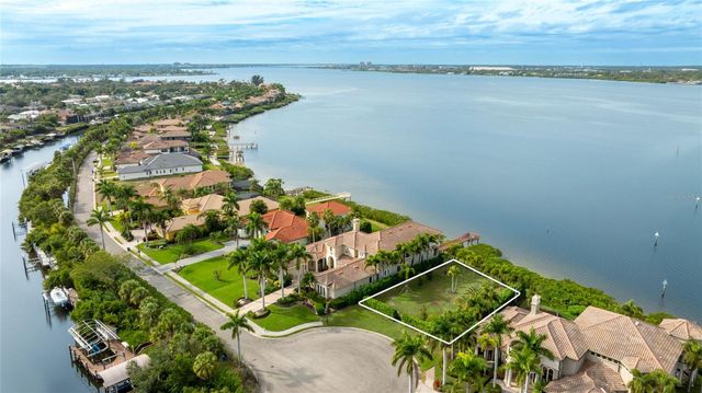 4223 HAWK ISLAND DRIVE, Bradenton, FL 34208