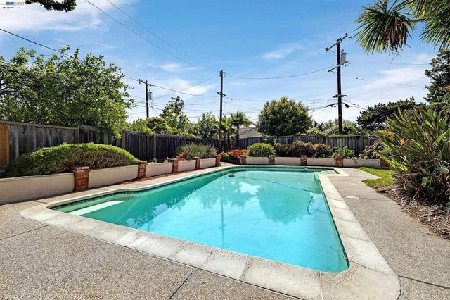 35924 Nicolet Court, Fremont, CA 94536