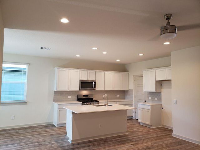 205 Tequilana PASS, Leander, TX 78641