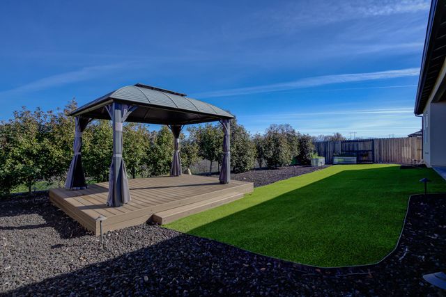 20026 Pride Mountain Court, Anderson, CA 96007