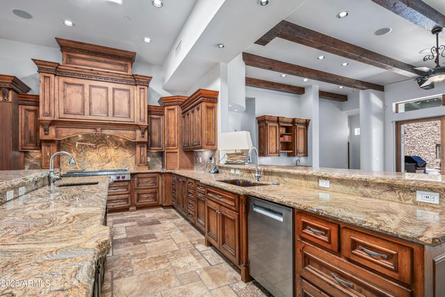 9533 E RISING SUN Drive, Scottsdale, AZ 85262