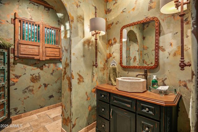 9533 E RISING SUN Drive, Scottsdale, AZ 85262