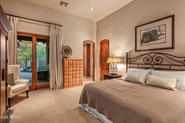 9533 E RISING SUN Drive, Scottsdale, AZ 85262