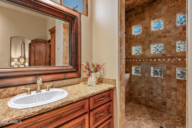 9533 E RISING SUN Drive, Scottsdale, AZ 85262