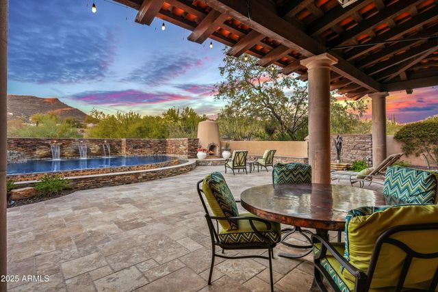 9533 E RISING SUN Drive, Scottsdale, AZ 85262