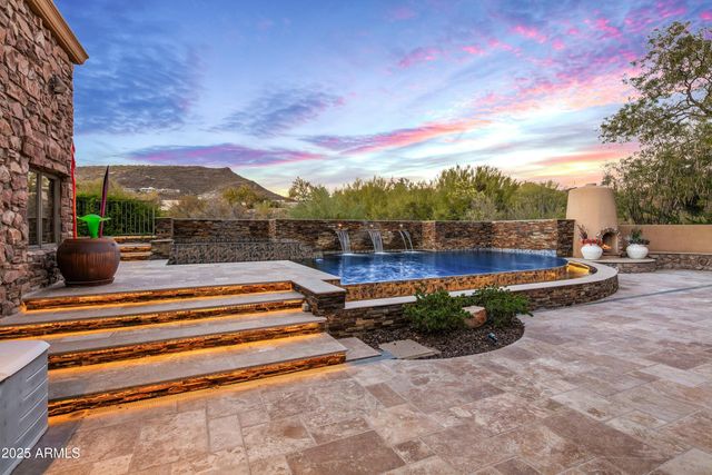 9533 E RISING SUN Drive, Scottsdale, AZ 85262