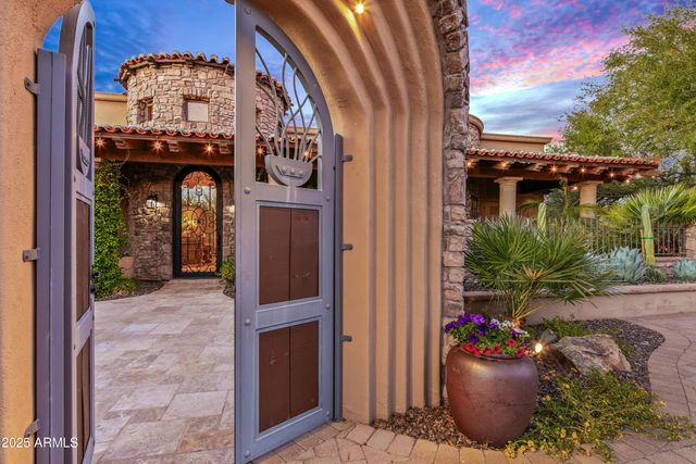 9533 E RISING SUN Drive, Scottsdale, AZ 85262