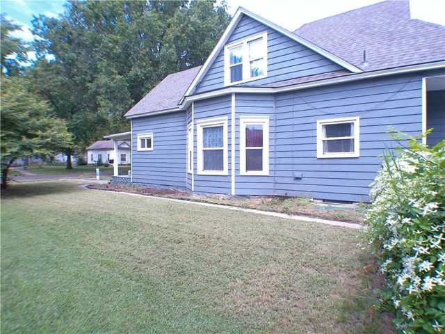 531 S Willow Street, Ottawa, KS 66067