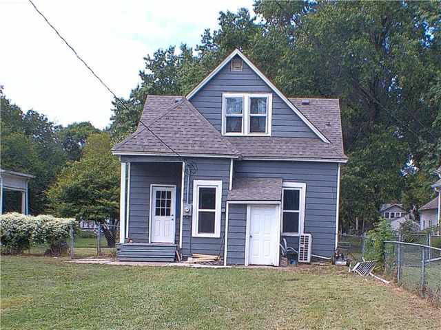 531 S Willow Street, Ottawa, KS 66067