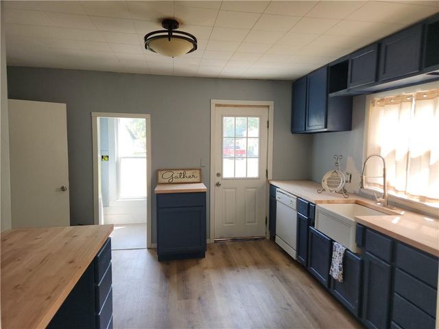 531 S Willow Street, Ottawa, KS 66067